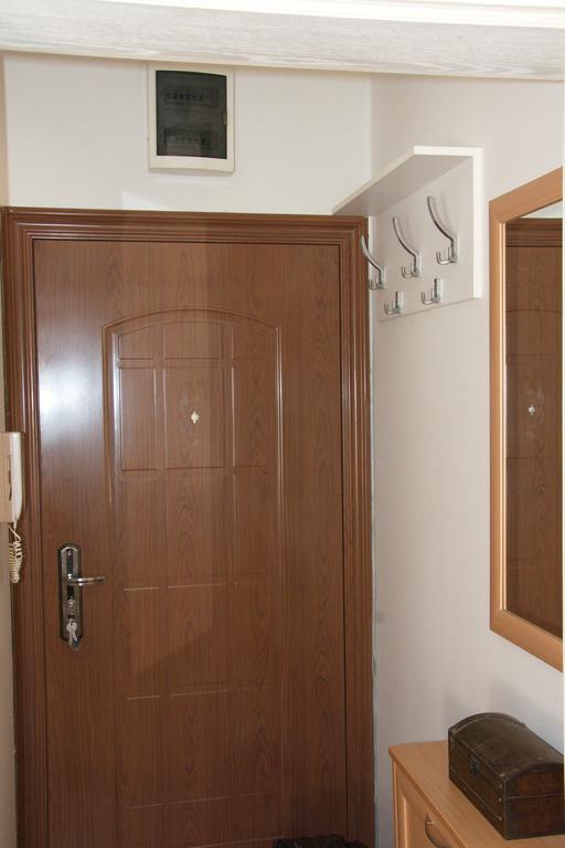 Studio Apartment In Novi Sad Center Bagian luar foto